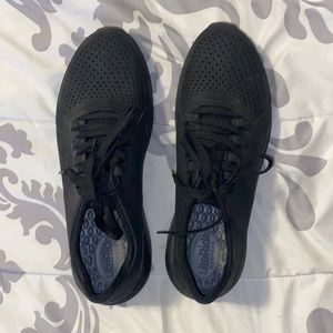 Lite Ride by Crocs Black Mens Tie-Up Shoes